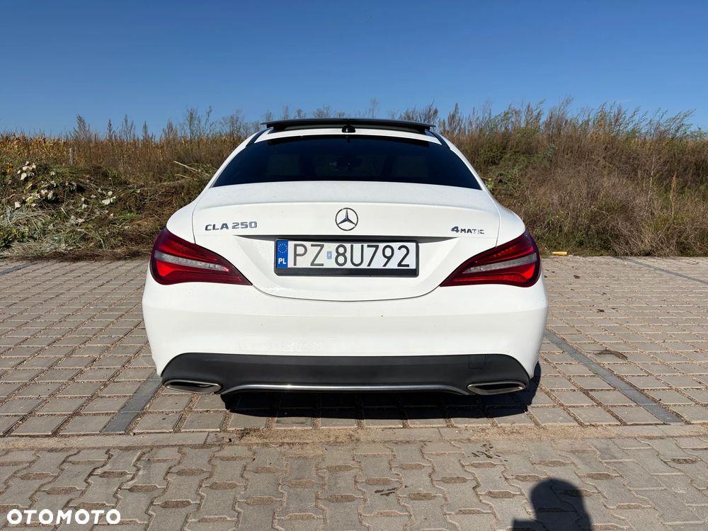 Mercedes-Benz CLA 250 4-Matic - 7