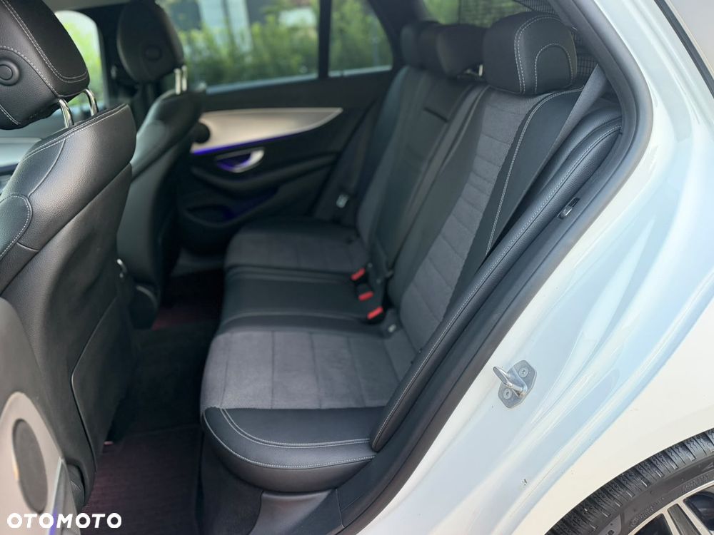 Mercedes-Benz Klasa E 220 d 9G-TRONIC Avantgarde - 26