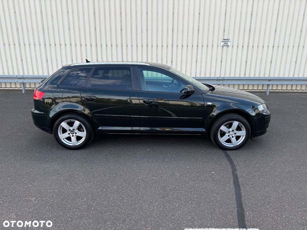 Audi A3 Sportback 1.9 TDI S line Sportpaket plus - 9