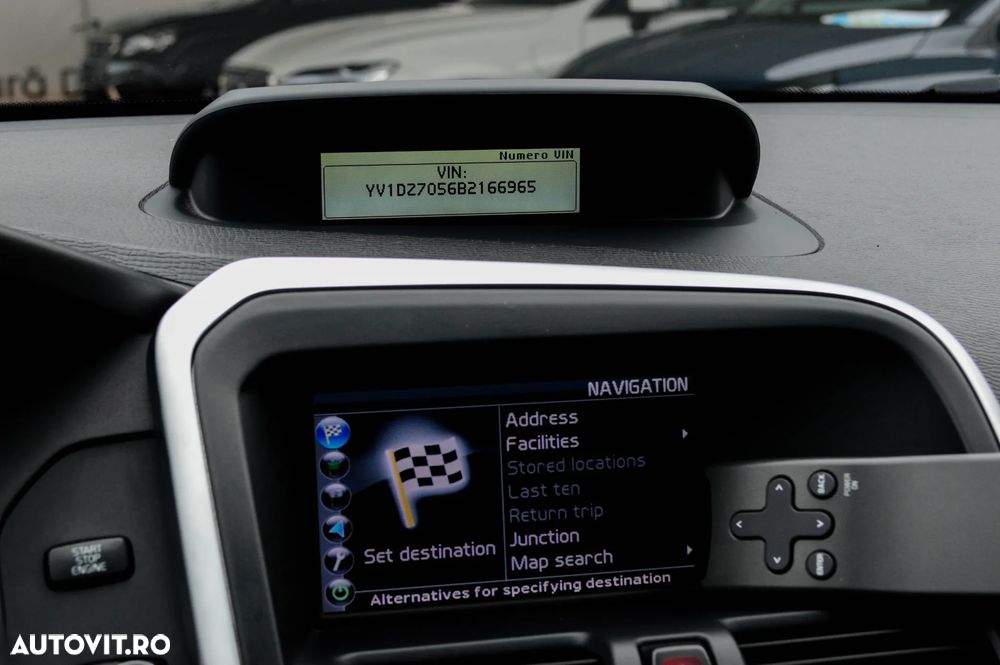 Volvo XC 60 D5 AWD Aut. RDesign - 9