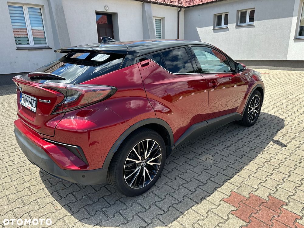 Toyota C-HR 1.8 Hybrid Neon Lime powered by JBL - 4