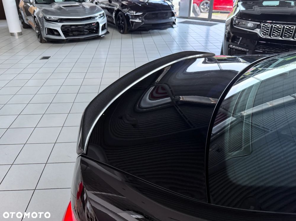 BMW Seria 3 330i xDrive - 9