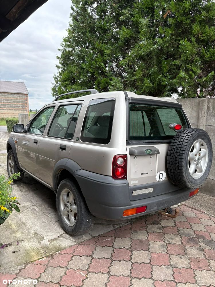Land Rover Freelander 2.0 D - 3