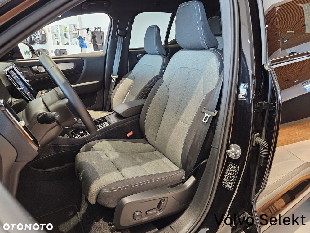 Volvo XC 40 - 18