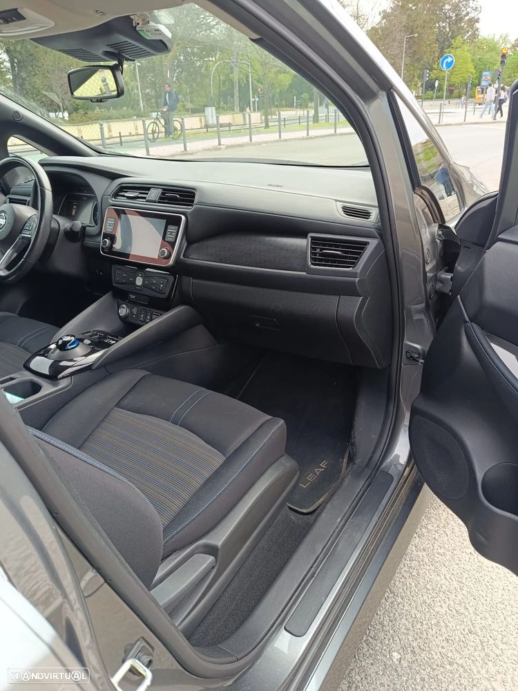 Nissan Leaf 40 kWh Tekna - 22