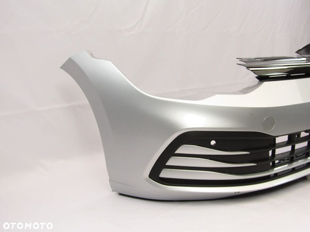 Zderzak przedni VW Golf 8 20 - 23 Pdc-4 Lakier LA7W - 17