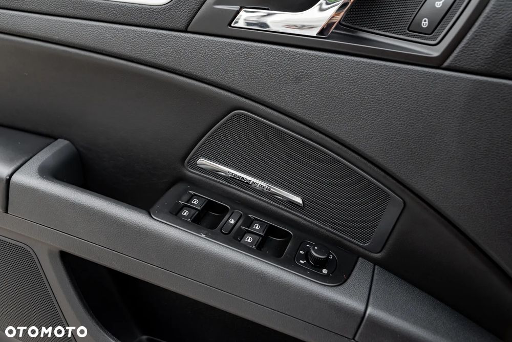 Skoda Superb 2.0 TSI DSG Elegance - 32