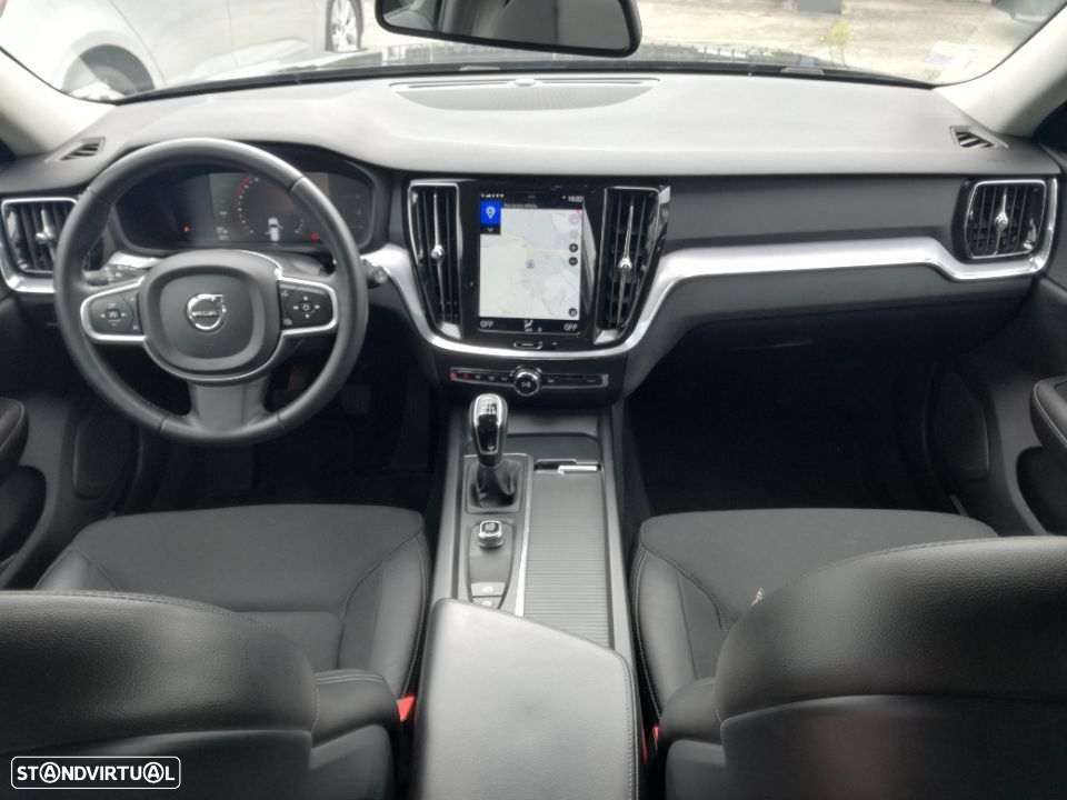 Volvo V60 2.0 D3 Momentum - 15