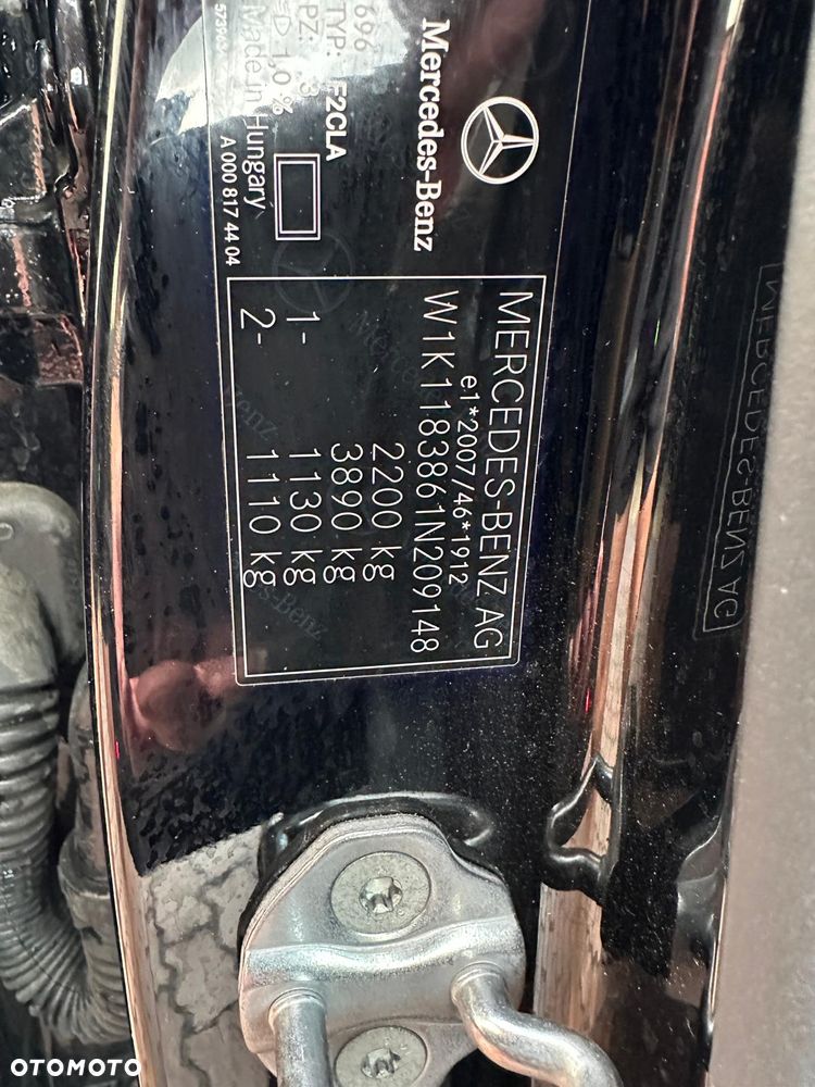 Mercedes-Benz CLA - 10
