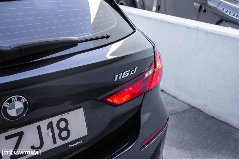 BMW 116 d - 12
