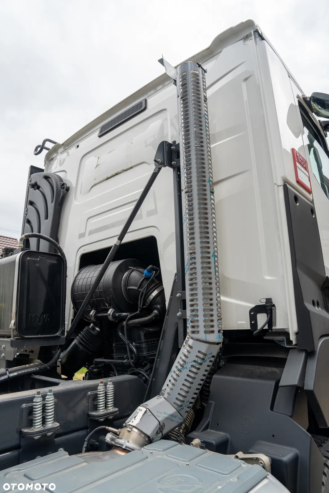 Renault K 440 6X6 - 22