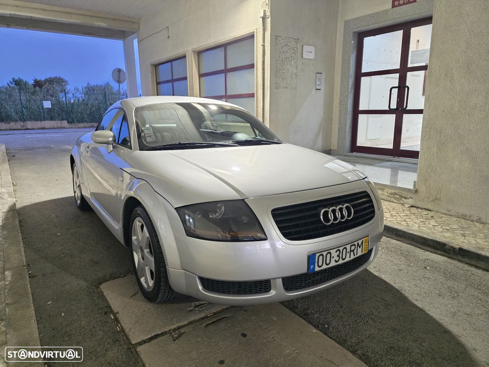 Audi TT Coupé 1.8 T - 1
