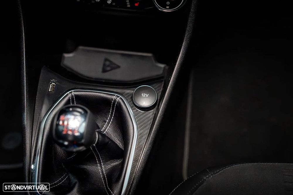 Ford Fiesta 1.5 EcoBoost ST - 25