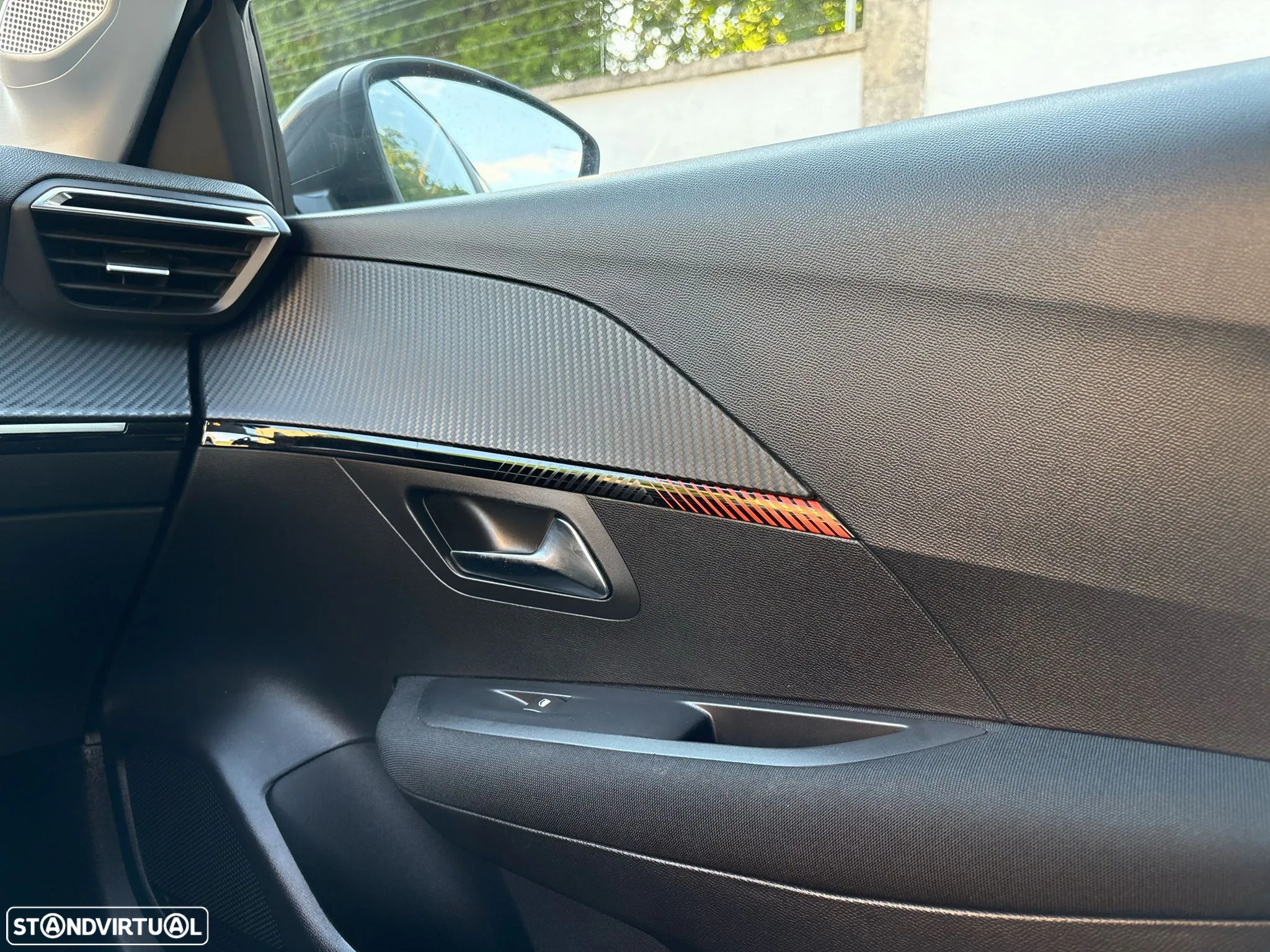 Peugeot 208 1.2 PureTech Active Pack - 16