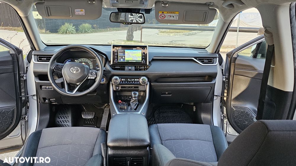 Toyota RAV4 2.5 4x4 Team Deutschland - 22