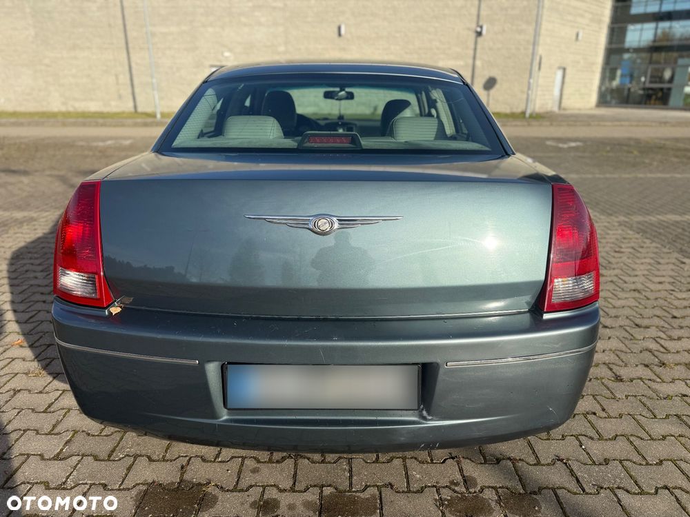 Chrysler 300C 3.5 V6 - 24