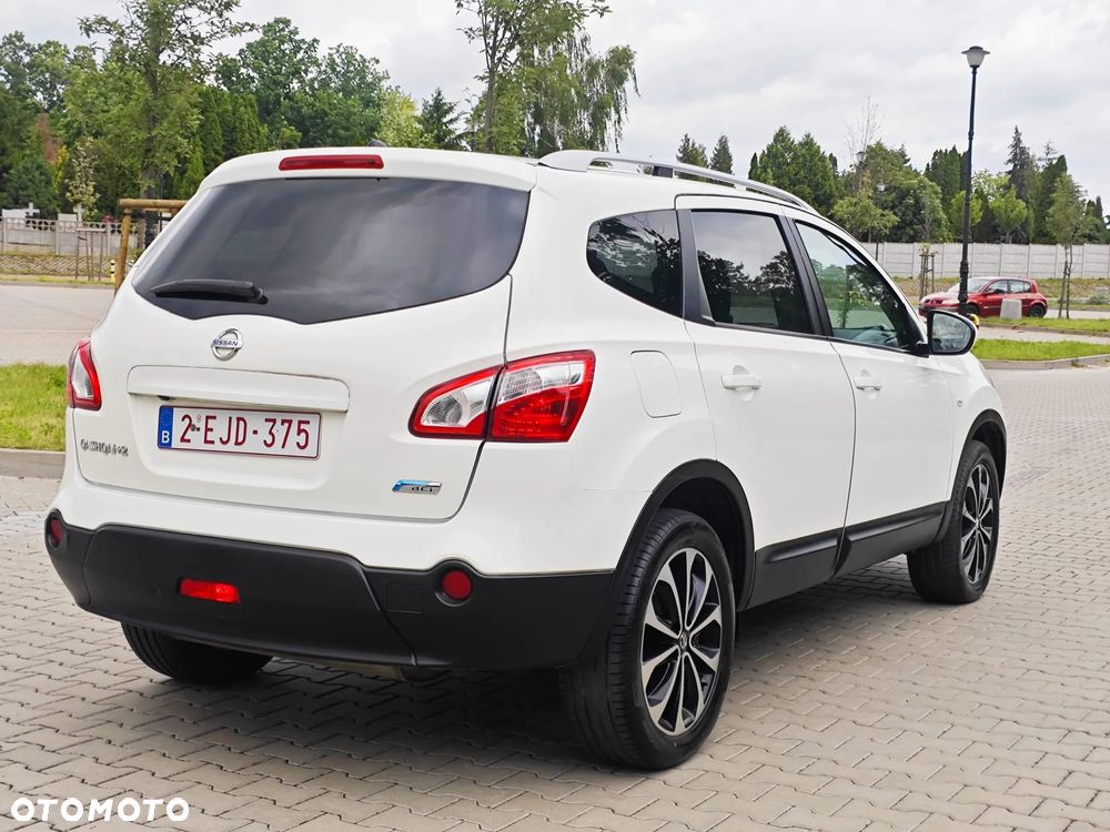 Nissan Qashqai+2 - 10