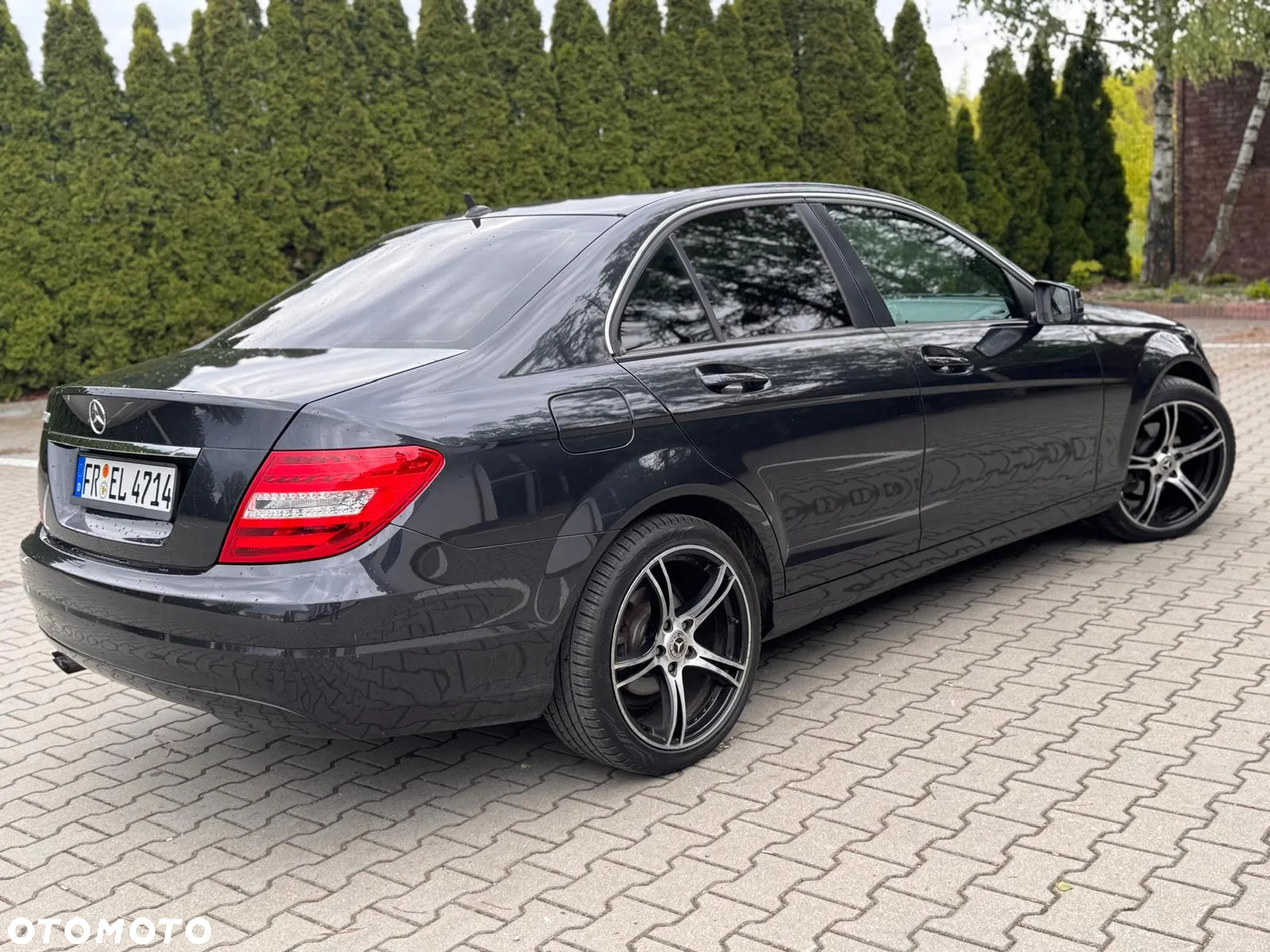 Mercedes-Benz Klasa C 180 CGI BlueEFFICIENCY - 20