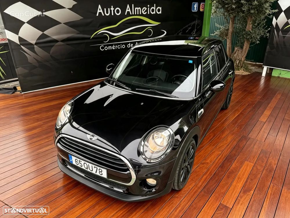 MINI 5 Portas Cooper D Auto - 2