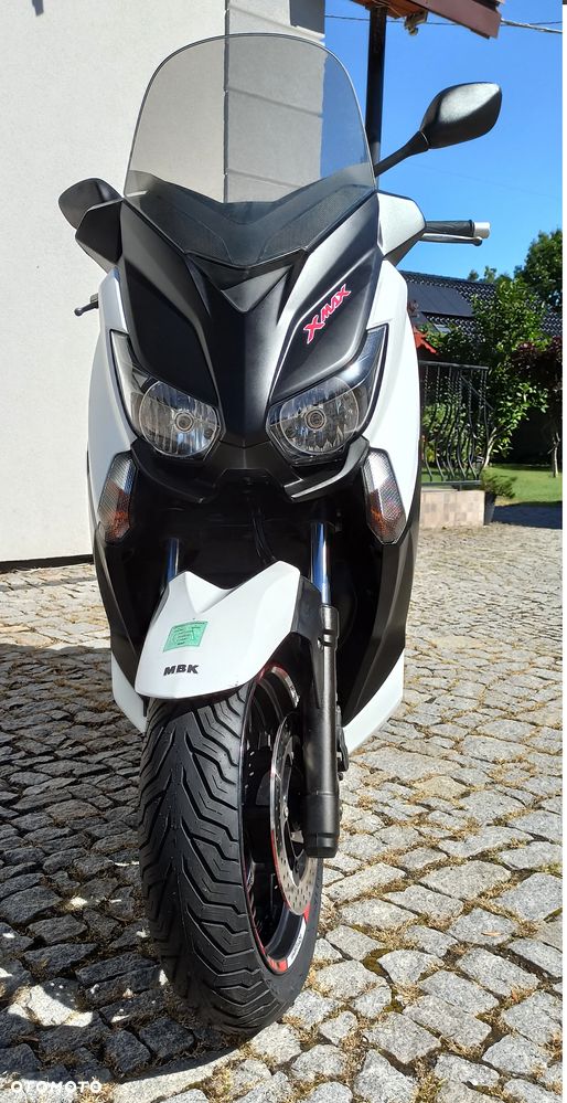 Yamaha X-max - 8