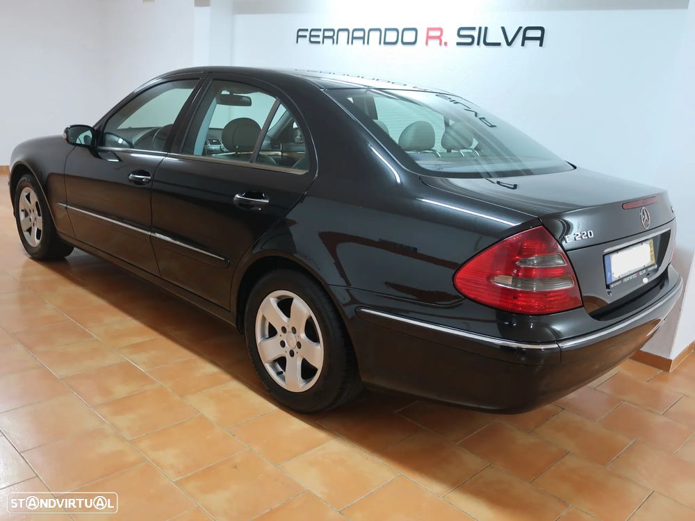 Mercedes-Benz E 220 CDI Auto Elegance - 1