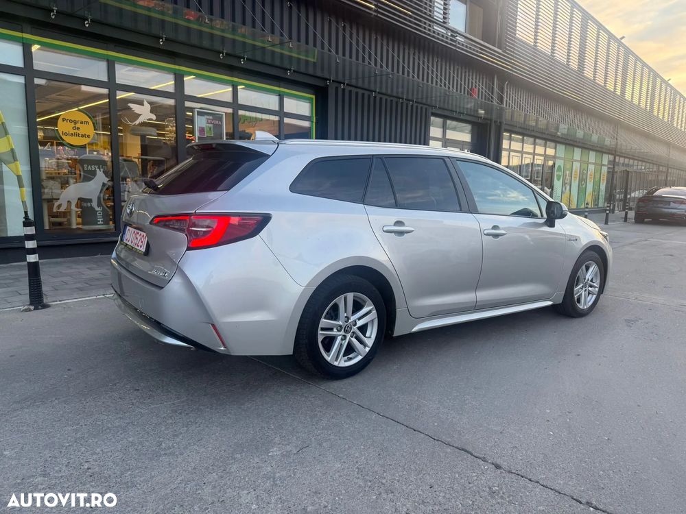 Toyota Corolla 1.8 Comfort - 16