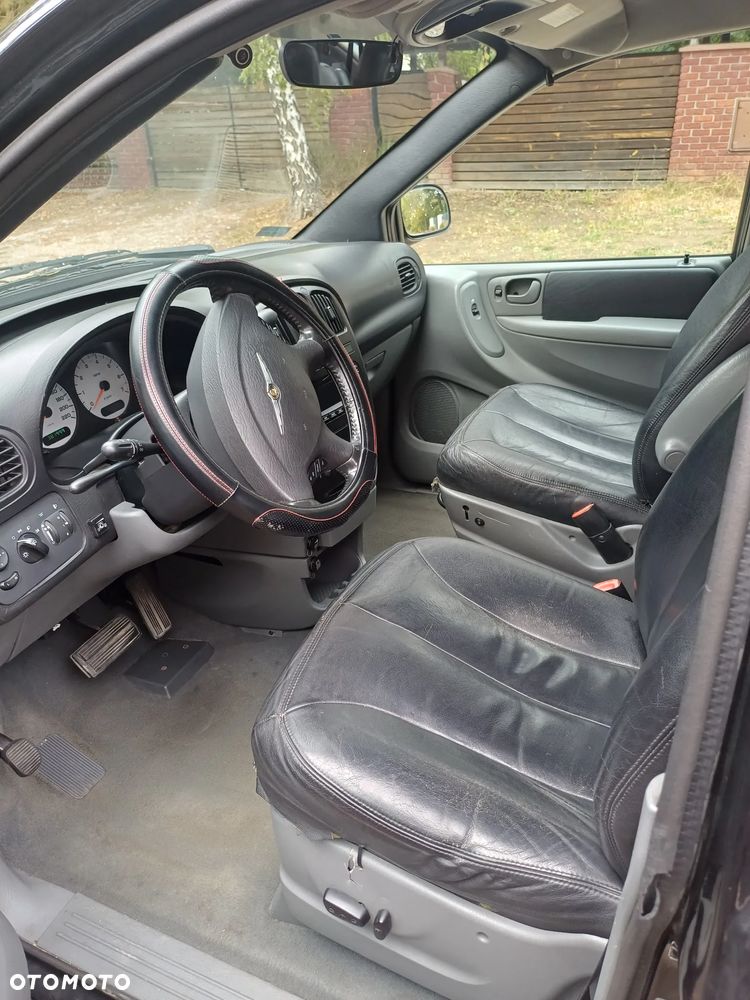 Chrysler Grand Voyager - 9