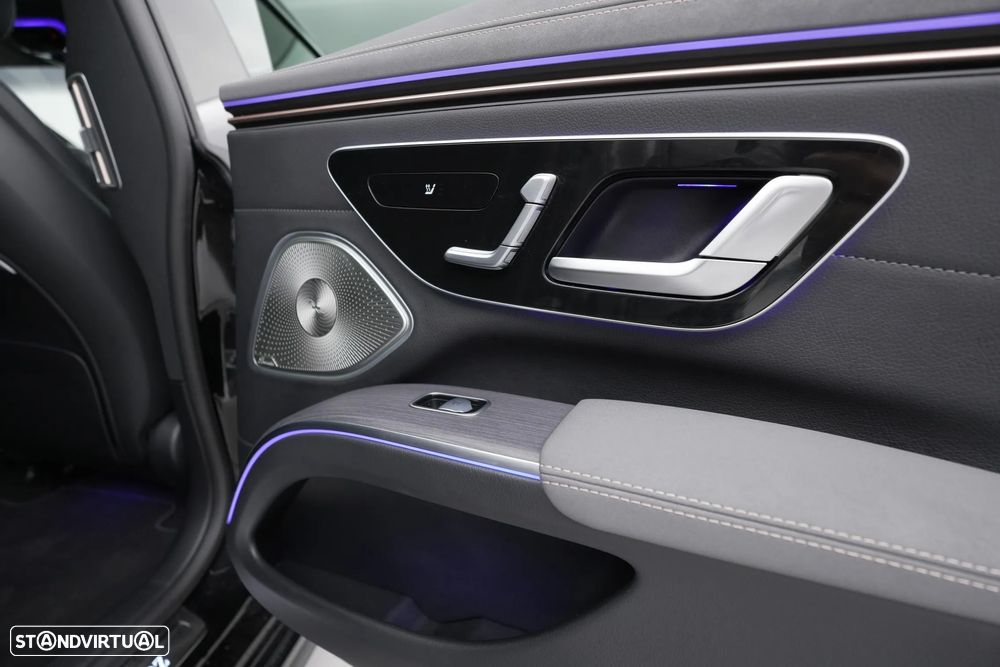 Mercedes-Benz EQS 350 - 26