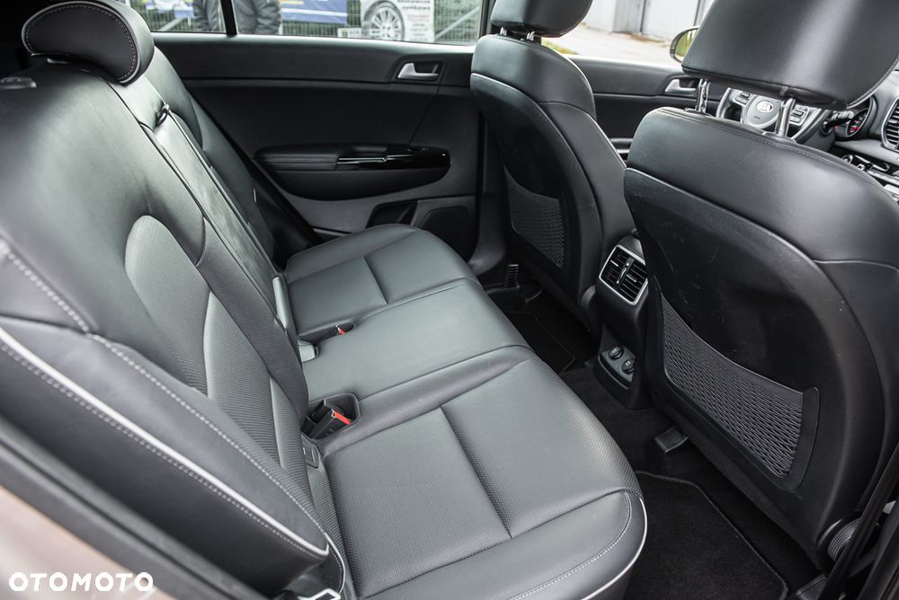 Kia Sportage 1.6 T-GDI AWD GT Line - 32