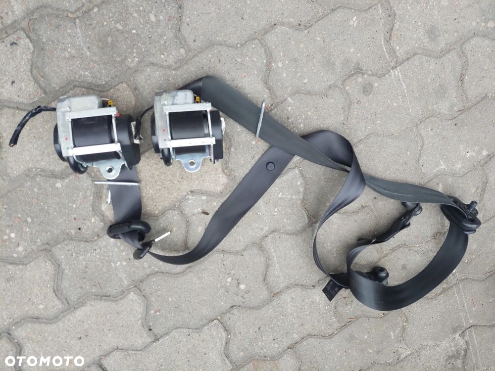 Pasy bezpieczeństwa przednie Ford Focus MK3 - 1