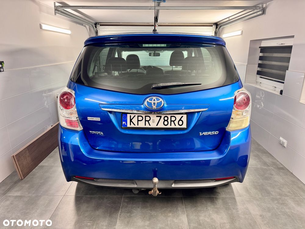 Toyota Verso 1.6 D-4D Prestige - 8