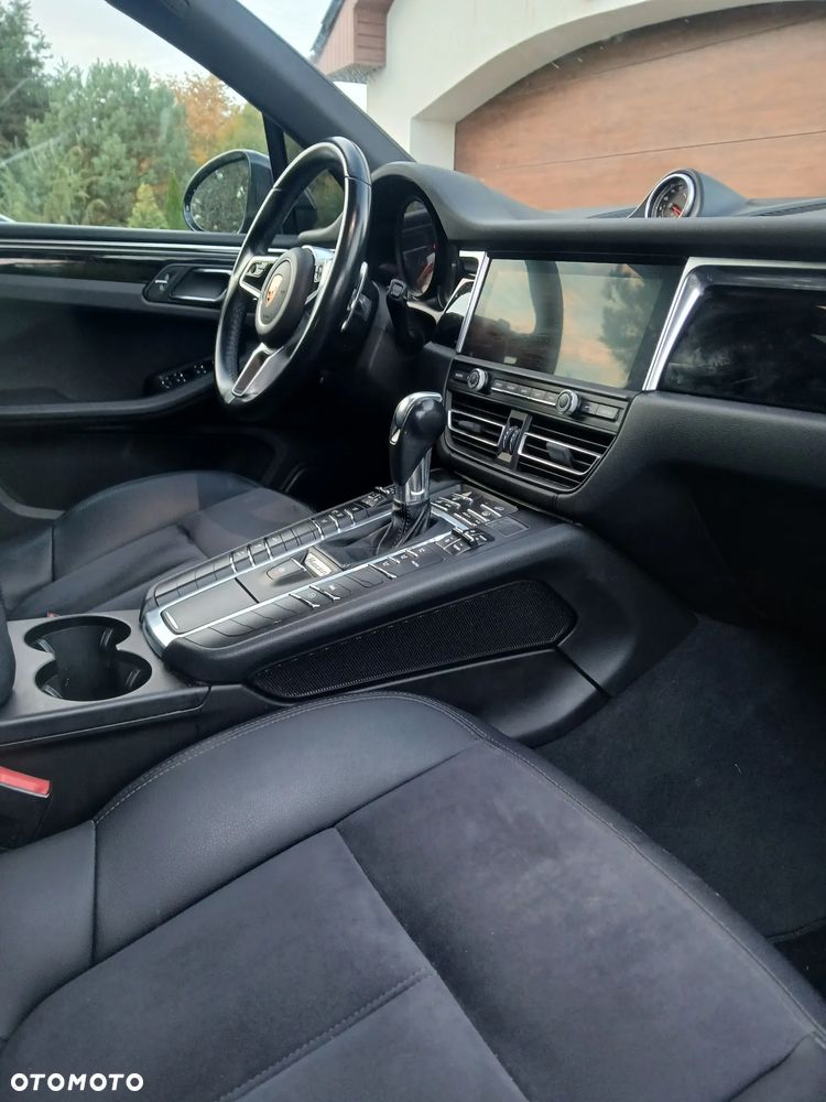 Porsche Macan Standard - 7