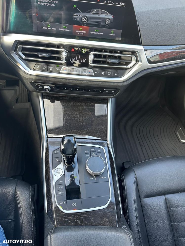 BMW Seria 3 320d xDrive AT MHEV - 14