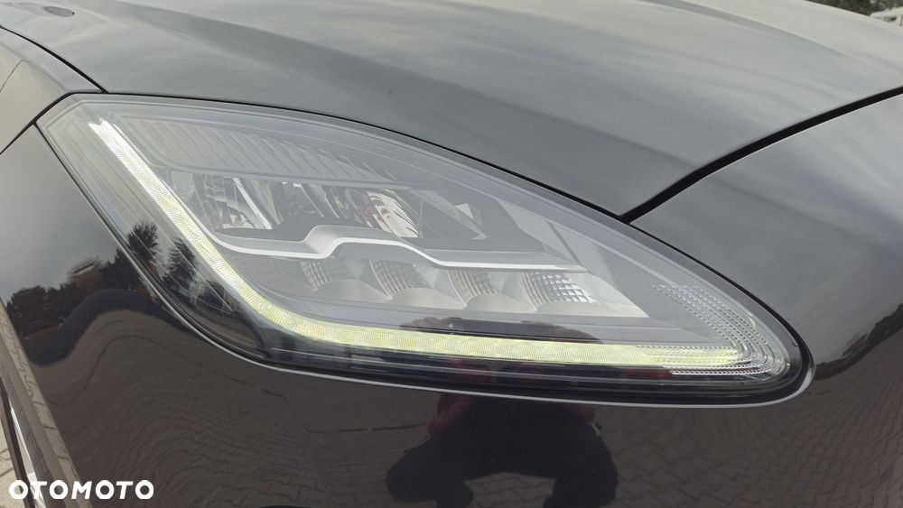 Jaguar E-Pace D150 AWD SE - 28