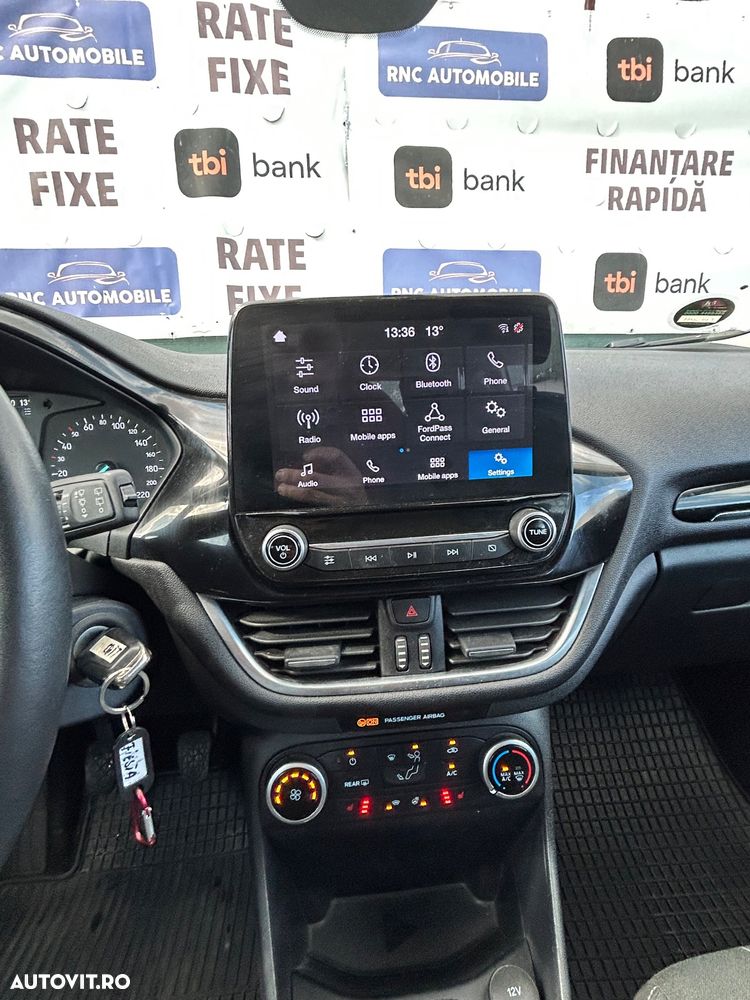 Ford Fiesta 1.1 S&S COOL&CONNECT - 14
