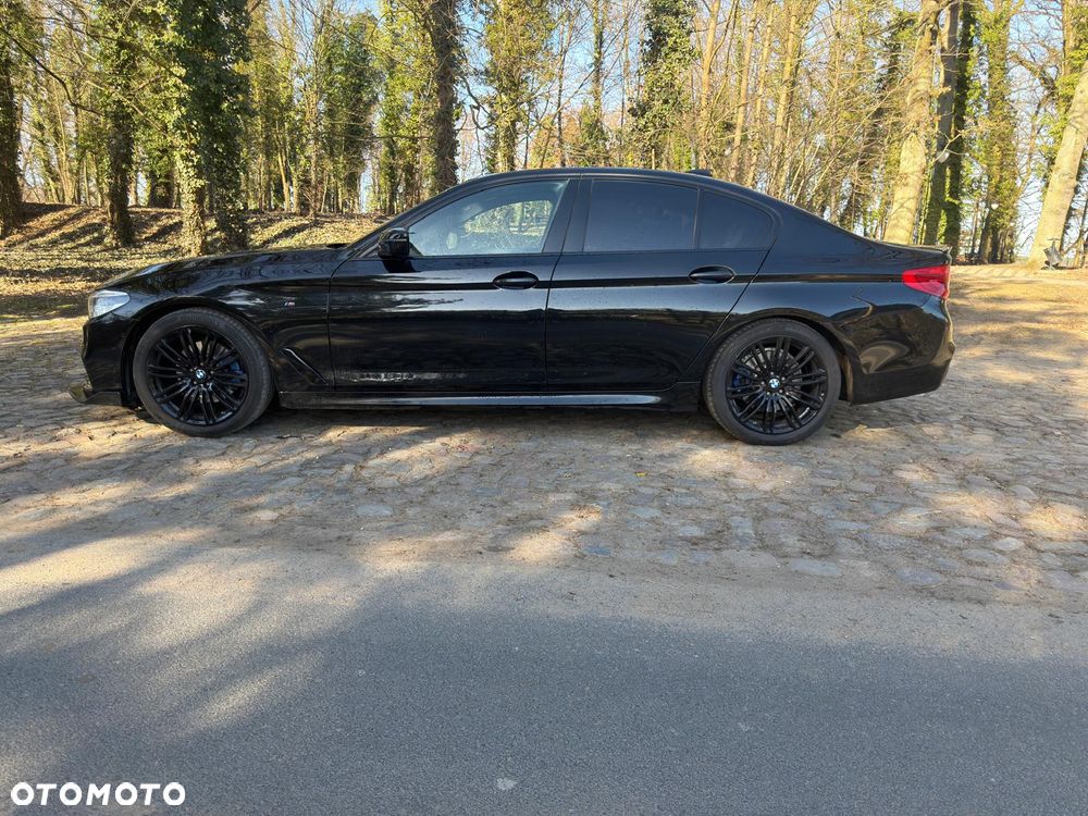 BMW Seria 5 520d xDrive M Sport sport - 17