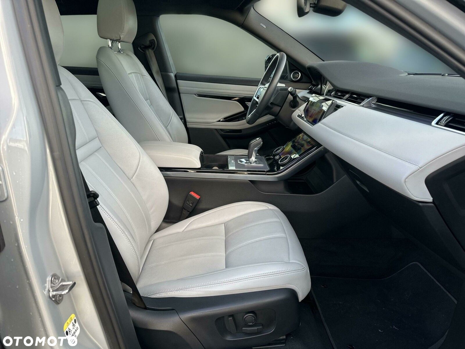 Land Rover Range Rover Evoque - 10