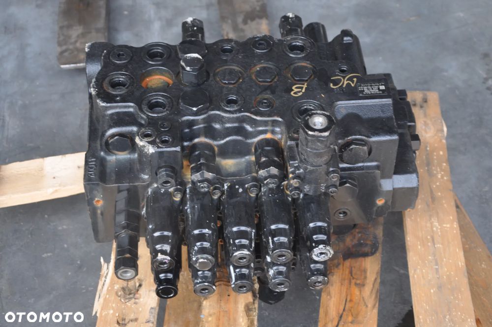 Rozdzielacz hydrauliczny JCB KYB NOWY C0170-41041 - 7