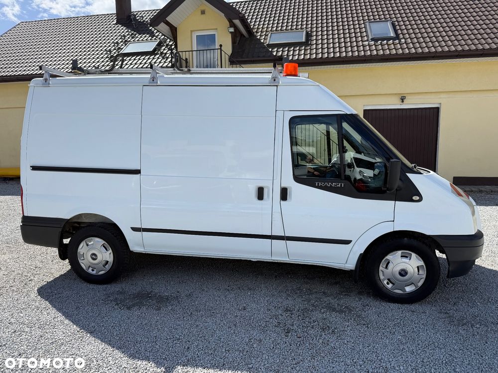 Ford Transit Furgon Warsztat 4x4 L2H2 2.2 TDCI 125KM 4x4 - 8