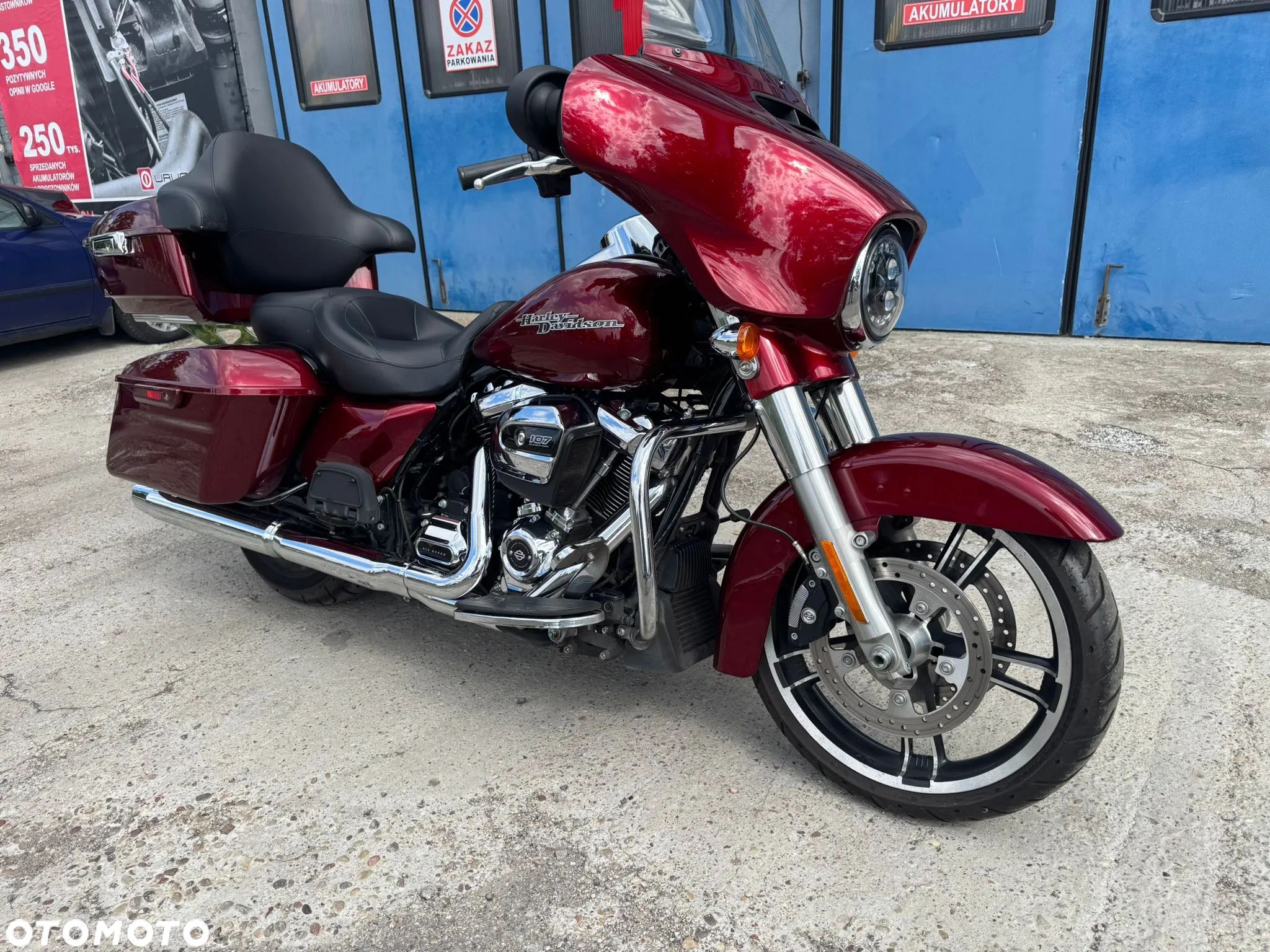Harley-Davidson Touring Street Glide - 1