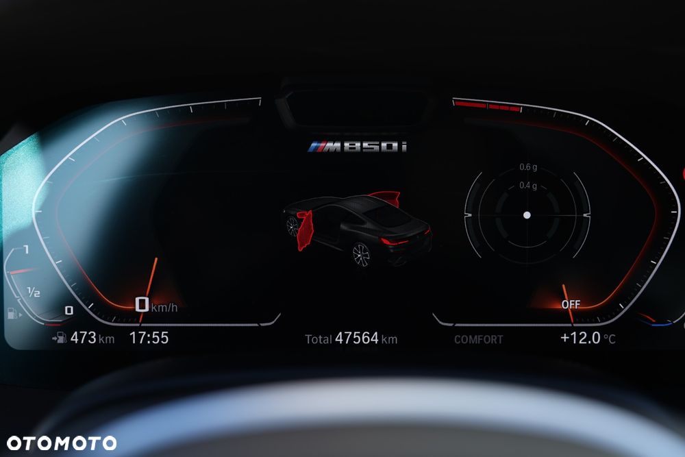 BMW Seria 8 - 26