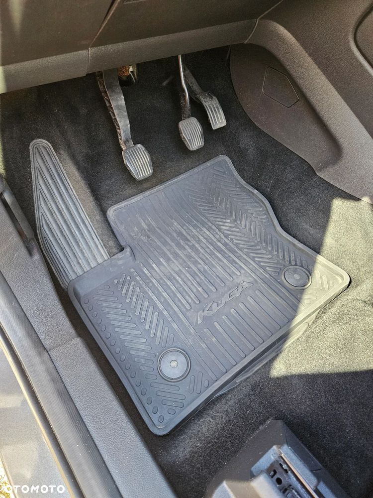 Ford Kuga 2.0 TDCi AWD Titanium - 27