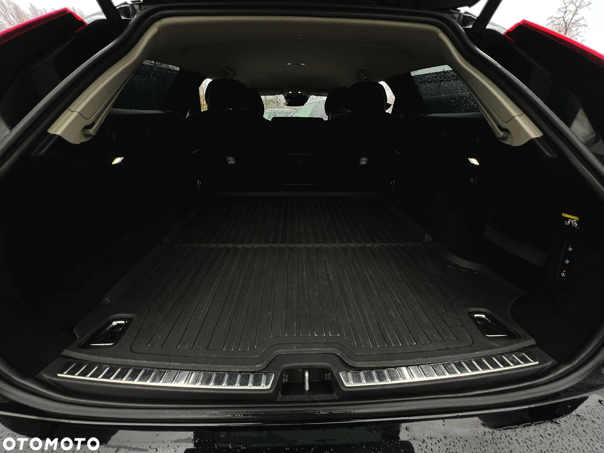 Volvo V90 D4 Momentum Pro - 23