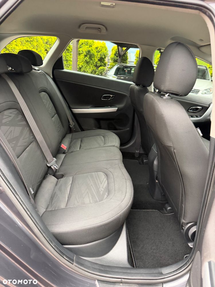 Kia Ceed 1.6 GDI Spirit - 8