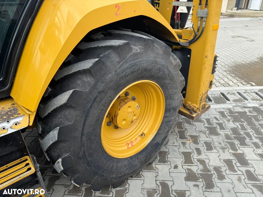 Caterpillar 428 F2 - 13