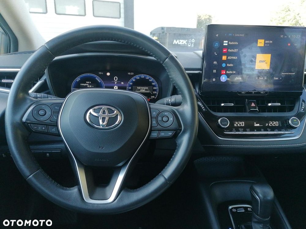 Toyota Corolla 1.8 Hybrid Comfort - 16