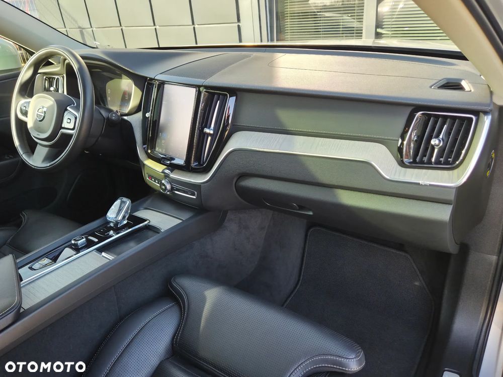 Volvo XC 60 D4 AWD Inscription - 33