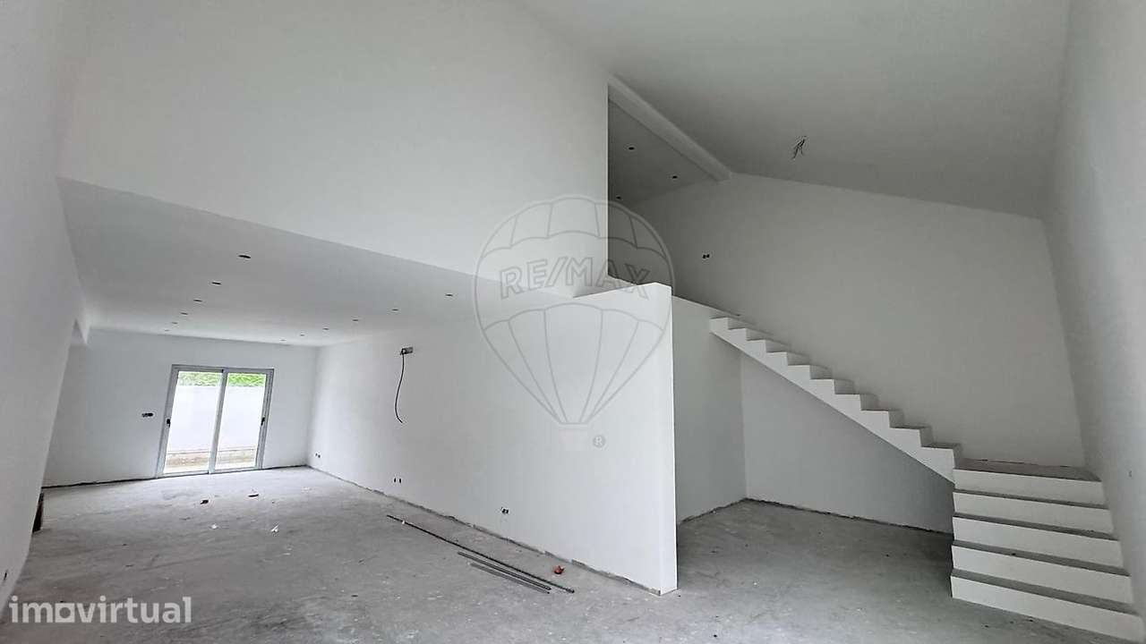 Moradia T3 para venda - Grande imagem: 2/27