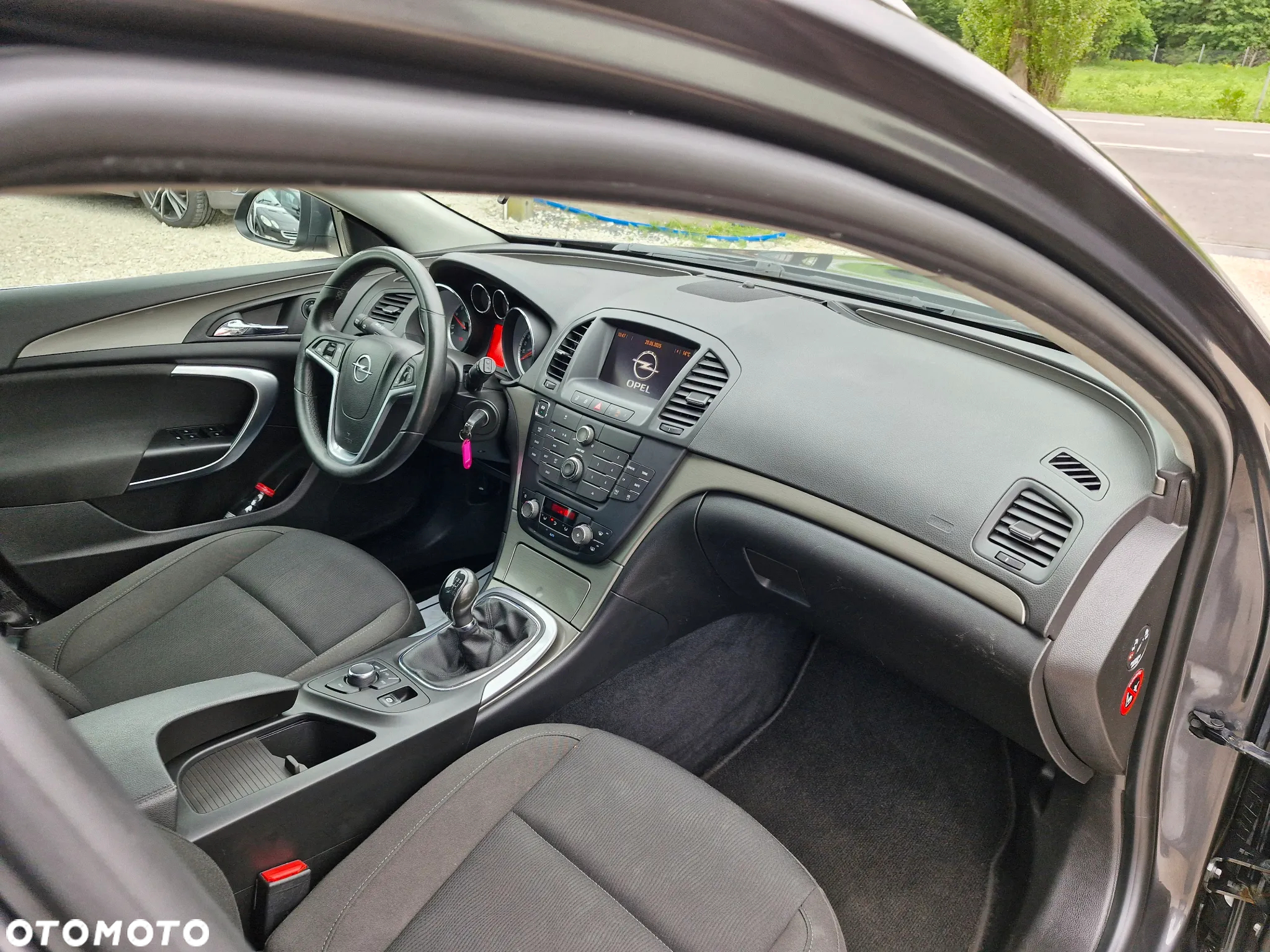 Opel Insignia - 24