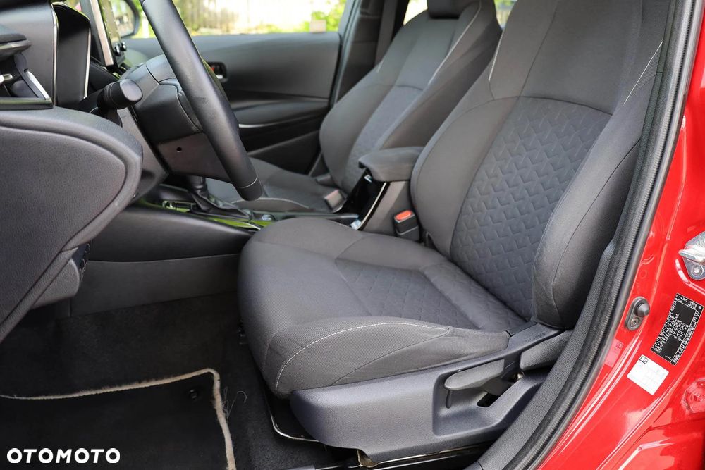 Toyota Corolla 1.8 Hybrid Comfort - 31